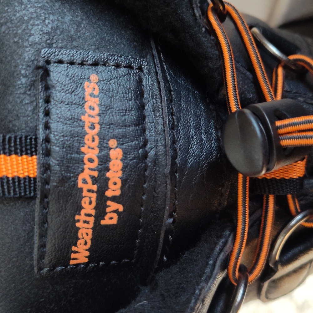 Winter Boots - Picture 10 of 10